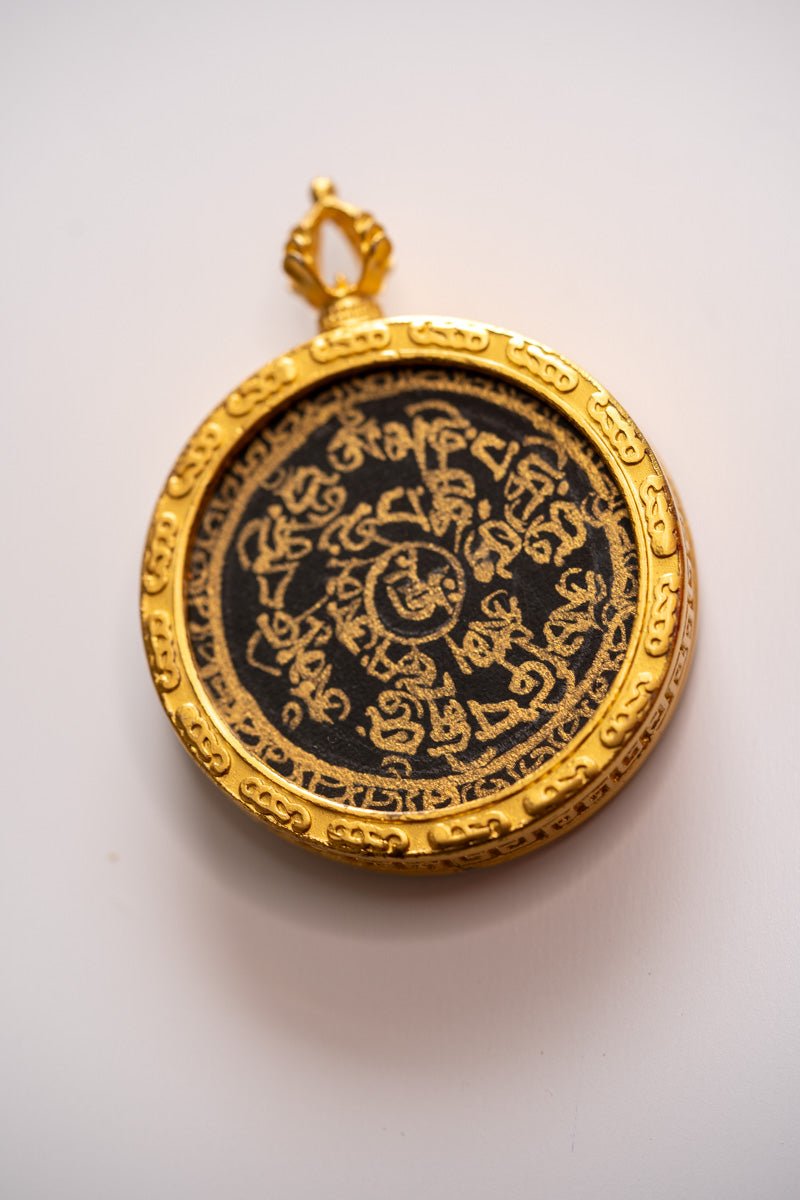 Om Ghau Thangka Locket - Image 5
