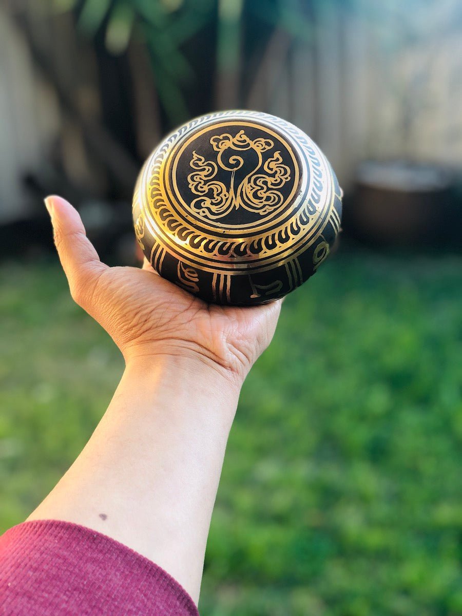 Ganesh Engraved Singing Bowl - Image 2