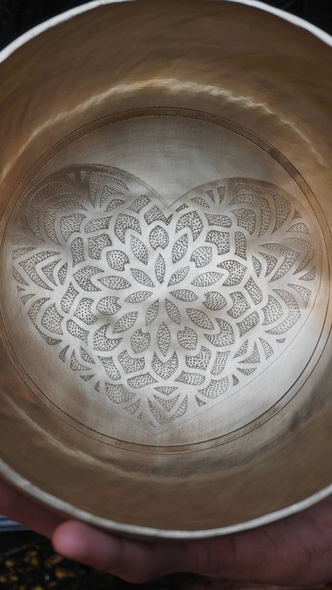 Pure Love Heart - Singing Bowl - Image 3