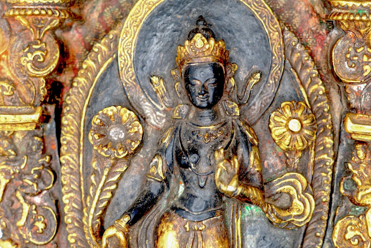 Standing Avalokiteshvara Sculpture - Image 12