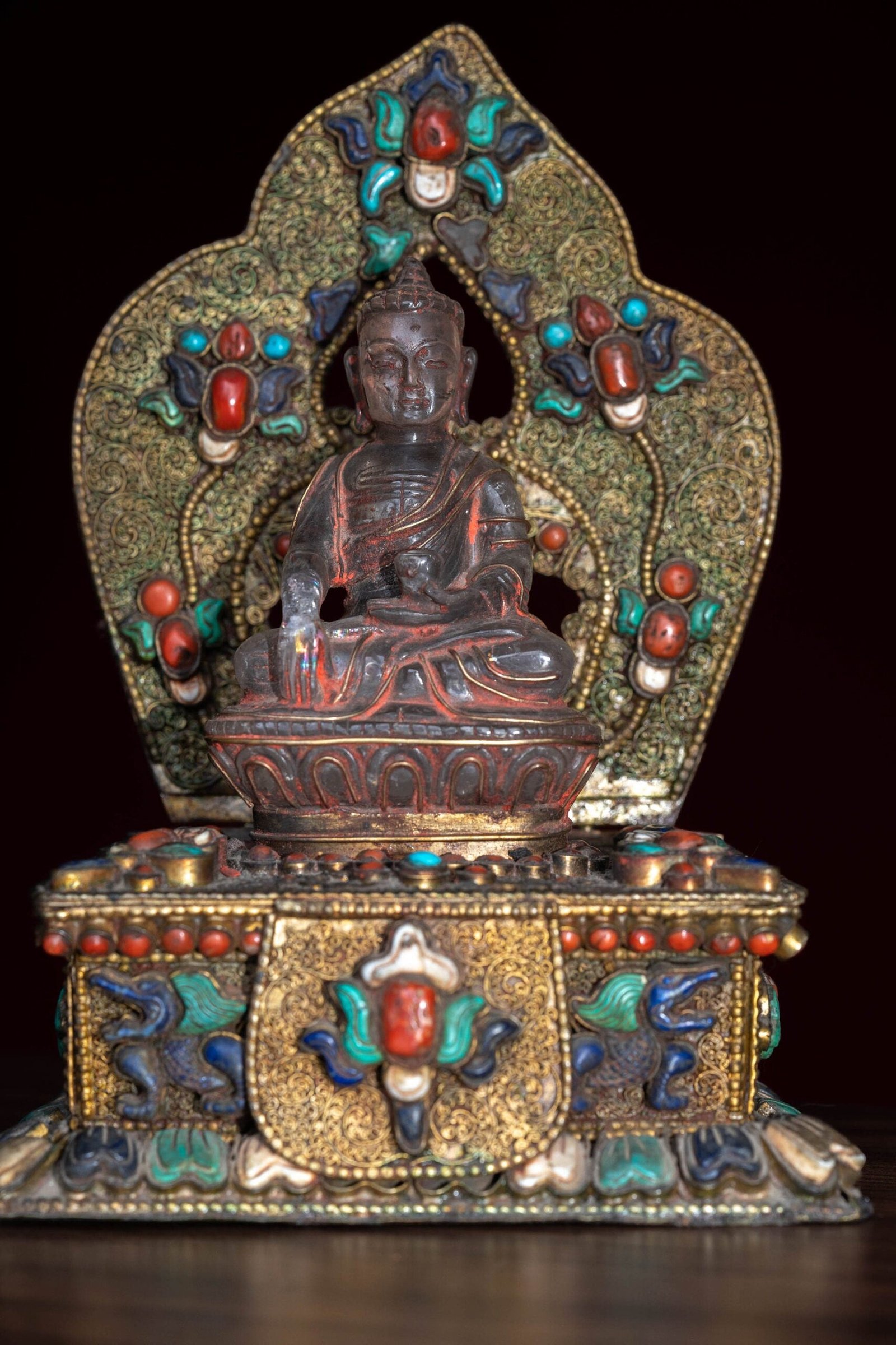 Crystal Shakyamuni Buddha statue
