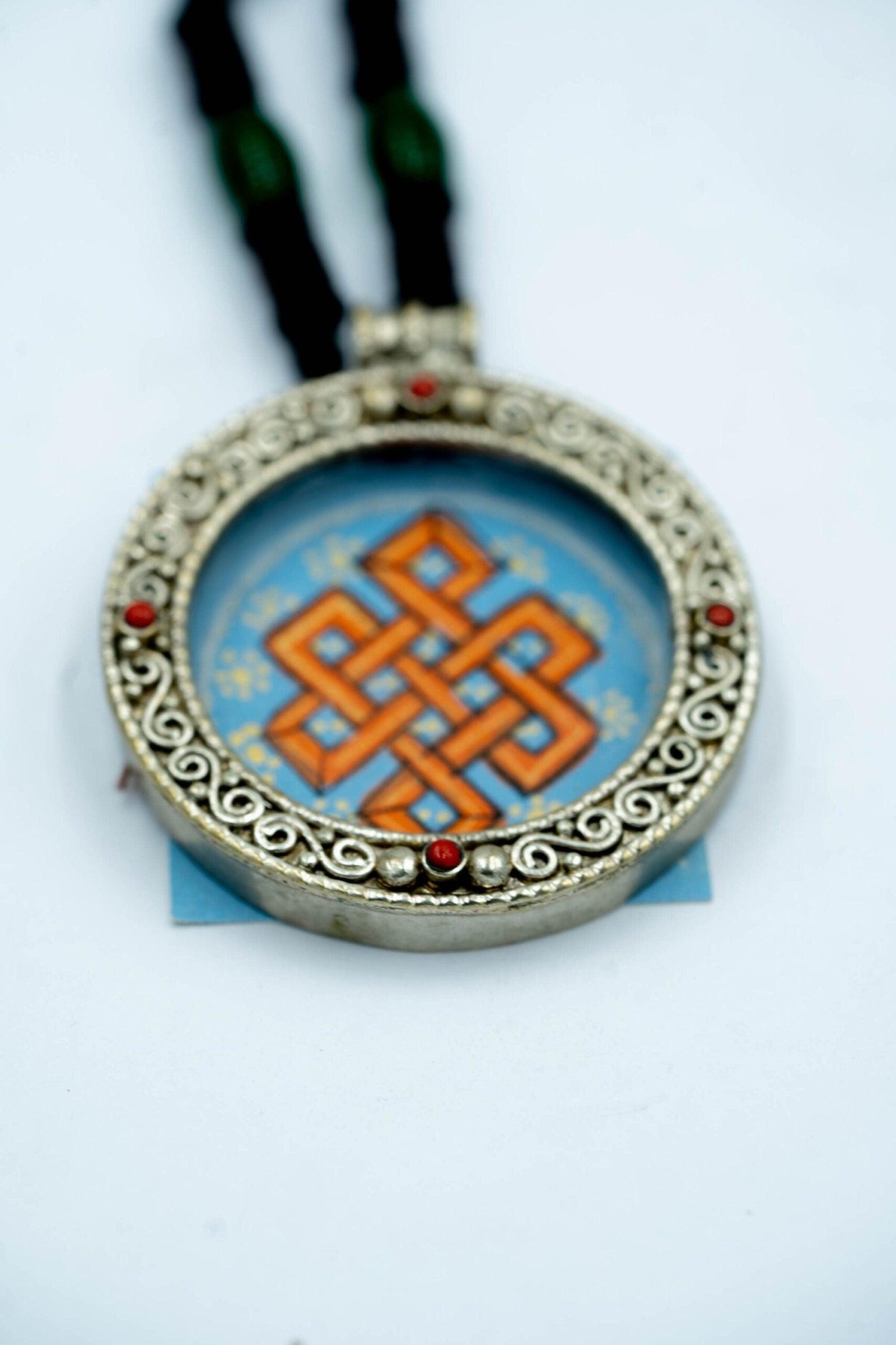 Endless Knot Mandala Ghau Thangka - Image 3